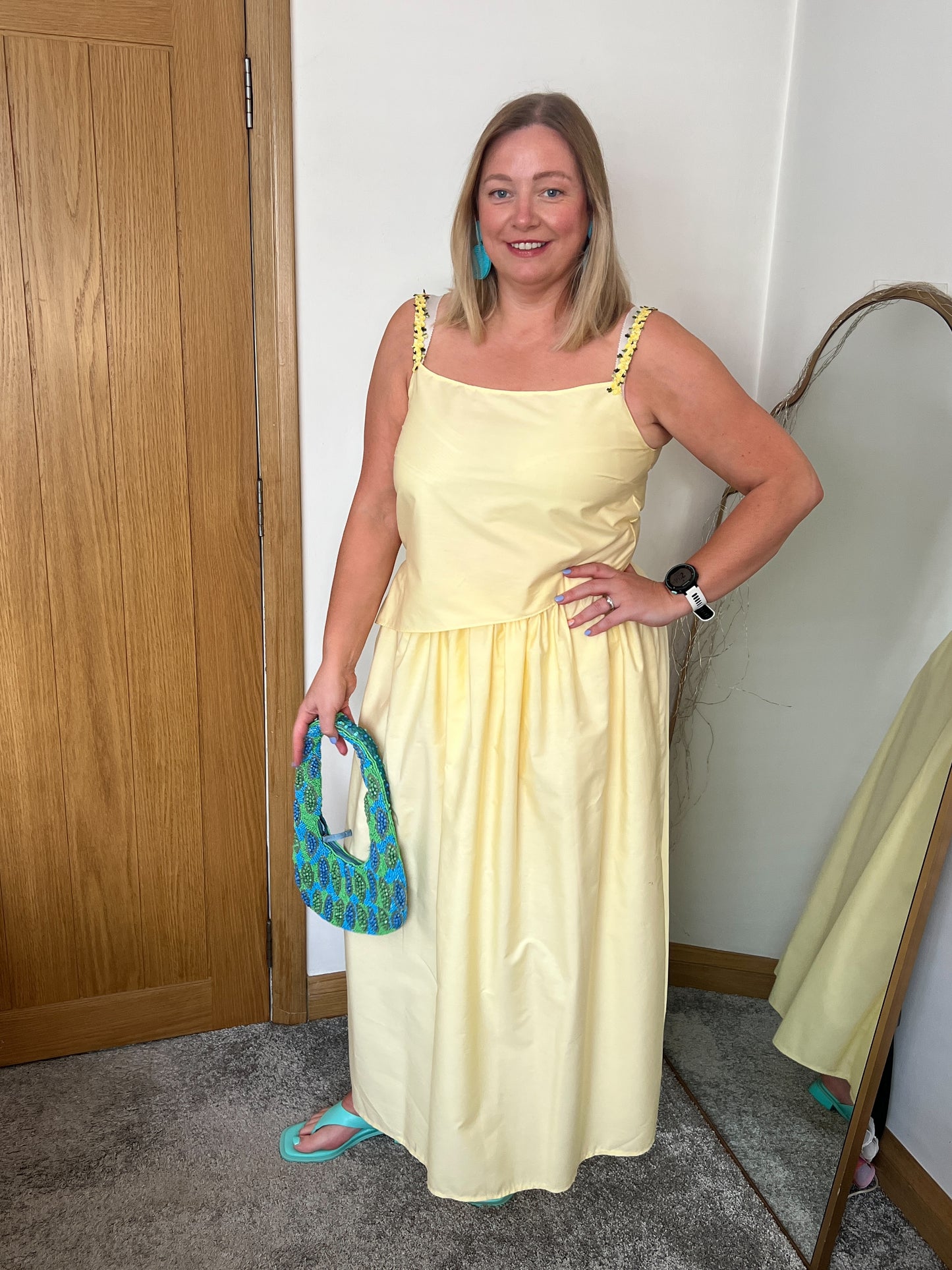 Lemon asymmetrical top