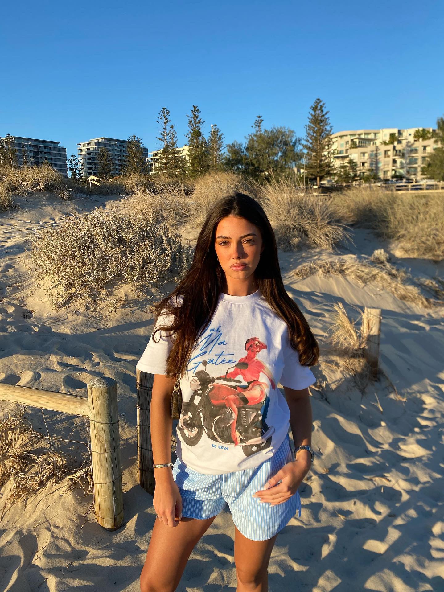 Oversized white T-shirt