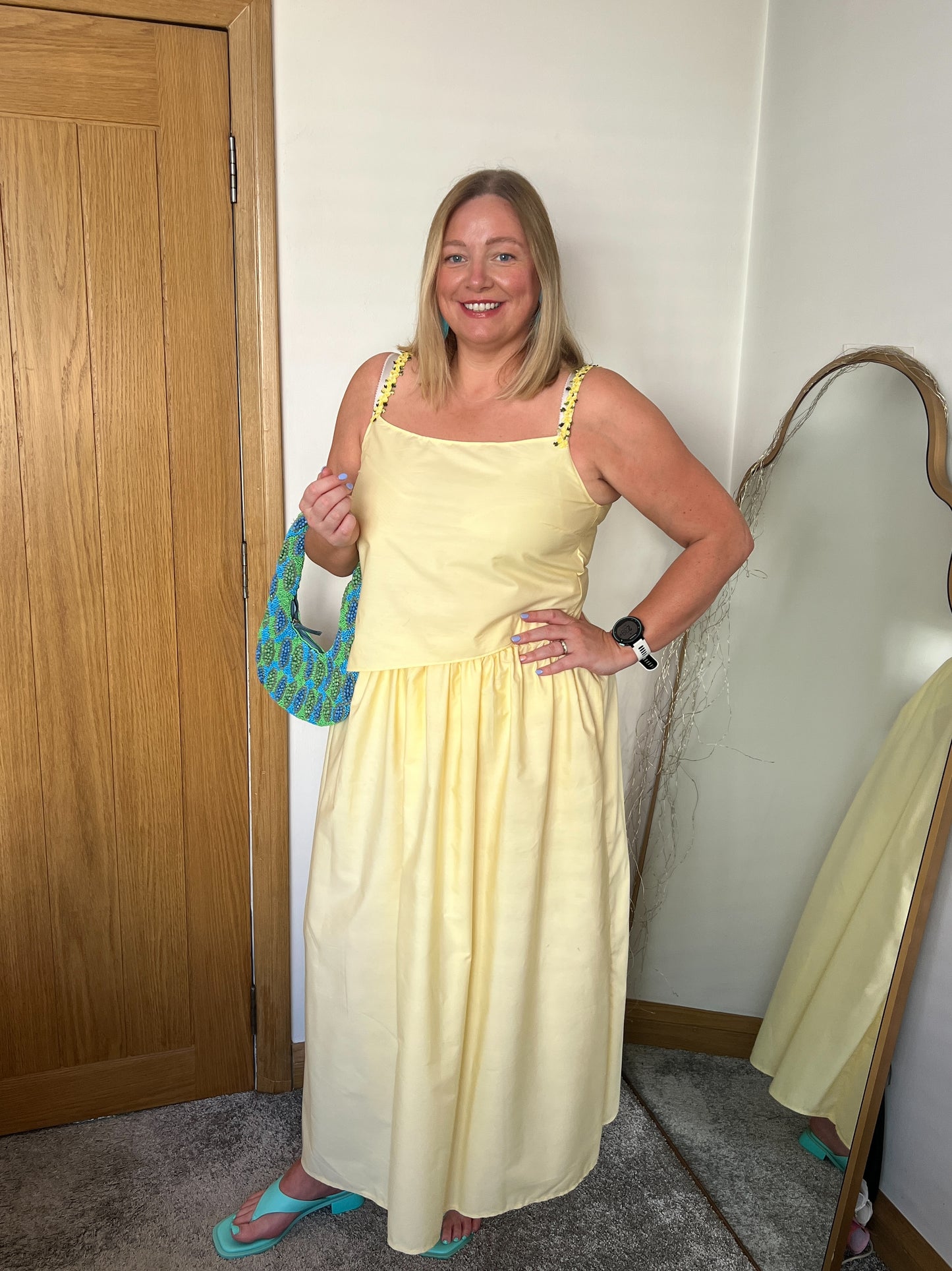 Lemon asymmetrical top