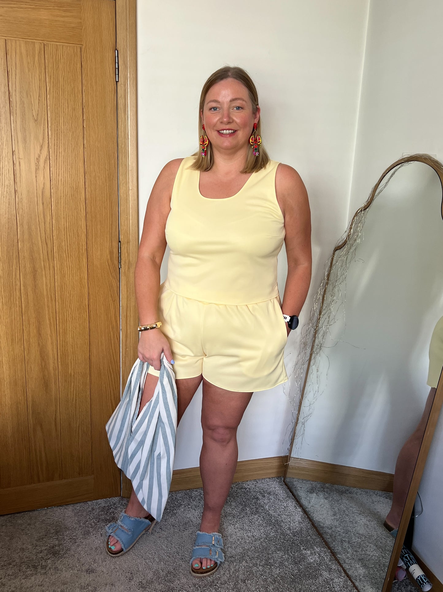 Lemon shorts