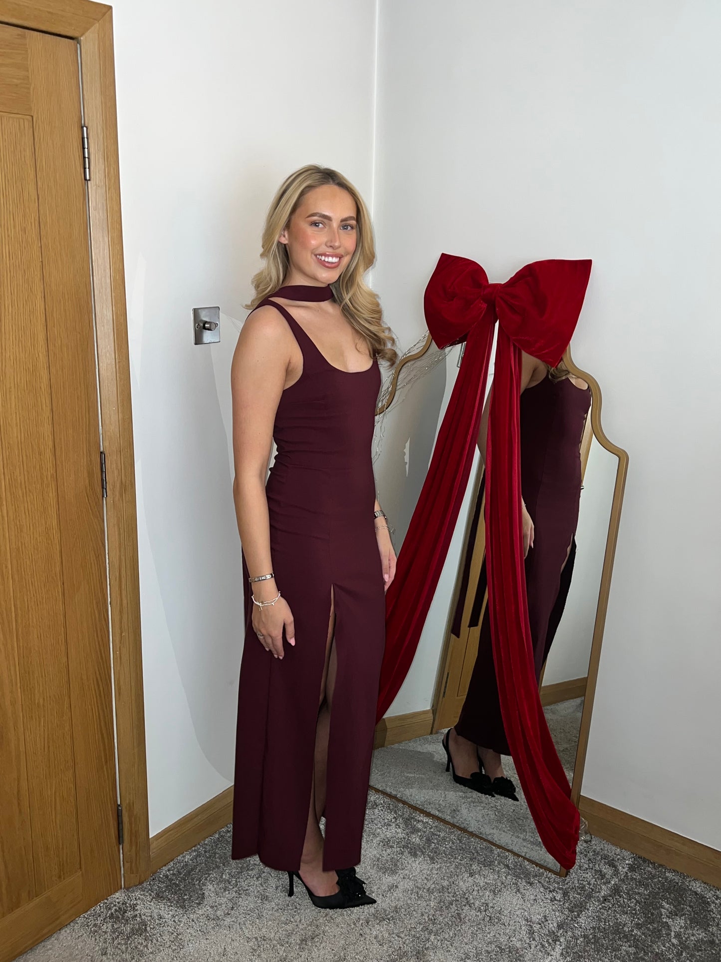 Burgundy fitted dress