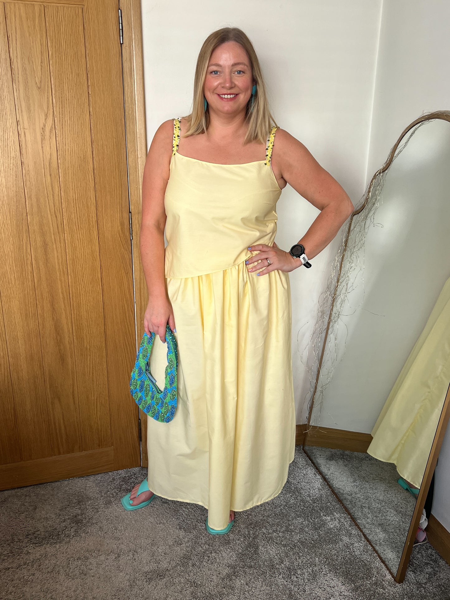 Lemon asymmetrical top